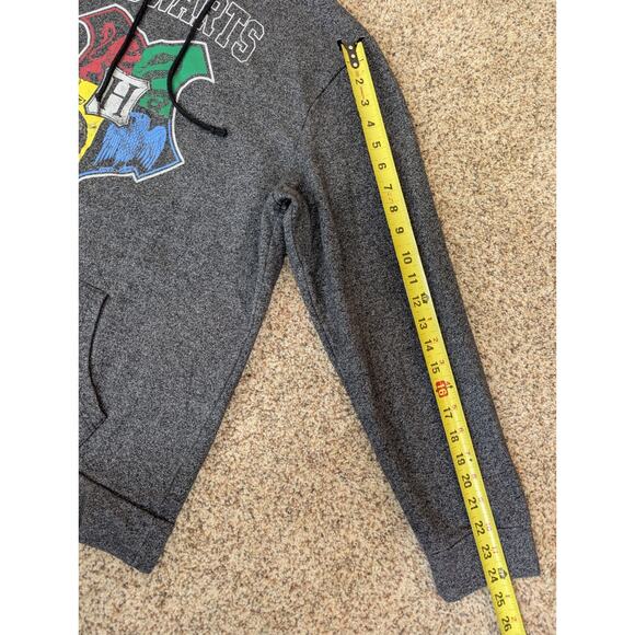 Harry Potter Hogwarts Adult Pullover Hoodie Sweatshirt Crest Logo Gray Sz Large - Picture 6 of 6